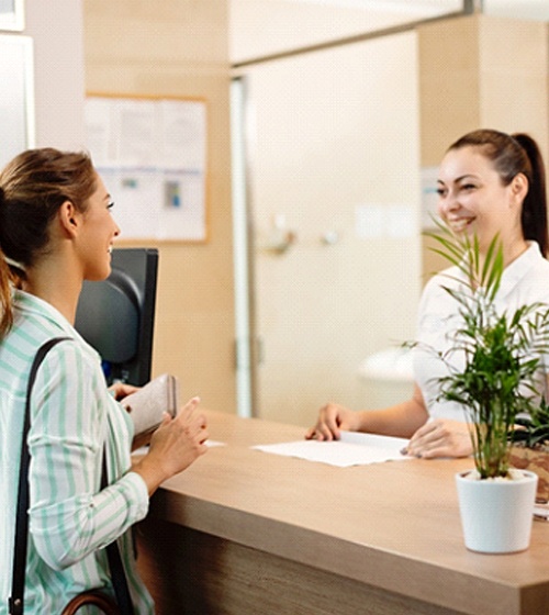 Dental receptionist in Richardson